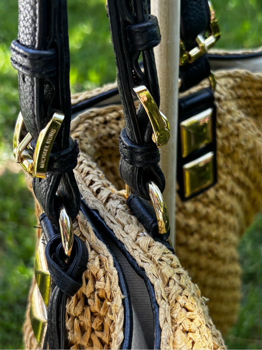 Michael Kors Large Studded Straw Shopper Tote Bag Black Leather Gold Pyramid - Picture 7 of 9